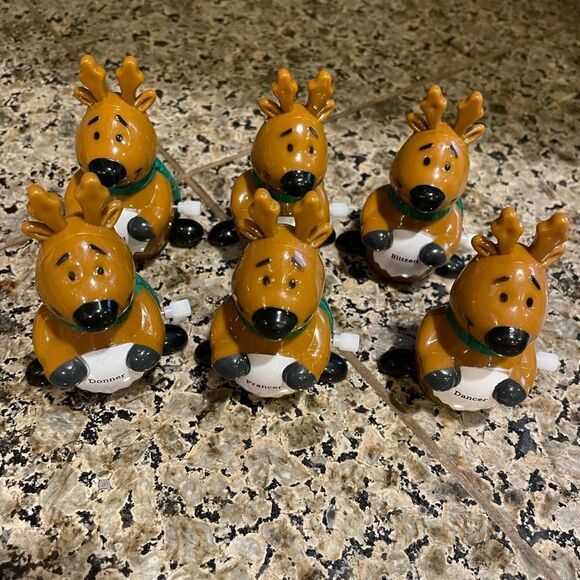 Robin Reed Reindeer Santa’s Reindeer Wind Up Toys set of 6! - Picture 1 of 10